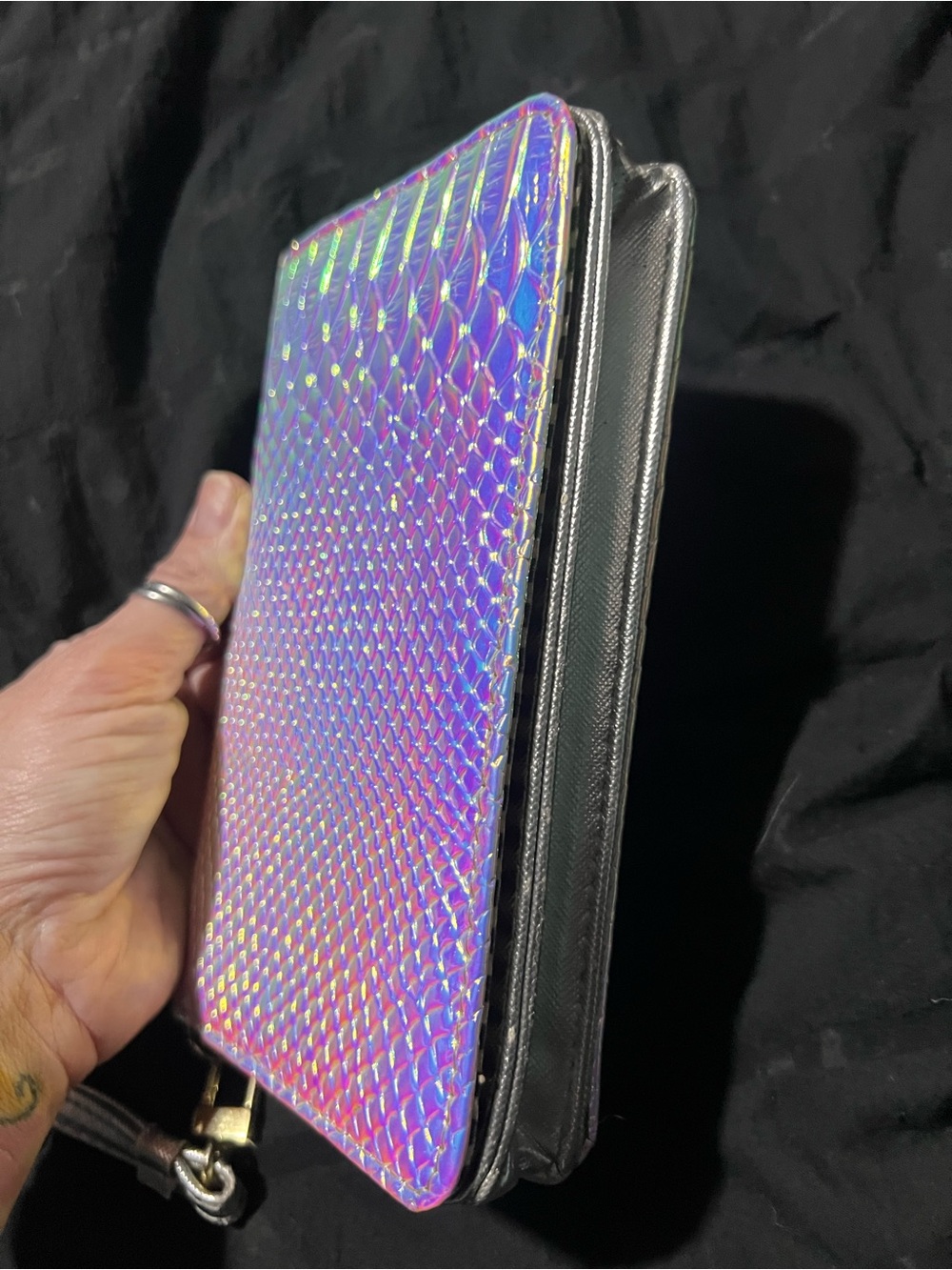 Betsey Johnson Holographic Iridescent Wristlet Wallet - Pink/Purple Sheen